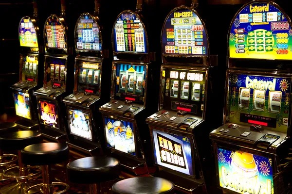 mbo99 slot platform interface showing slot games and sportsbook markets